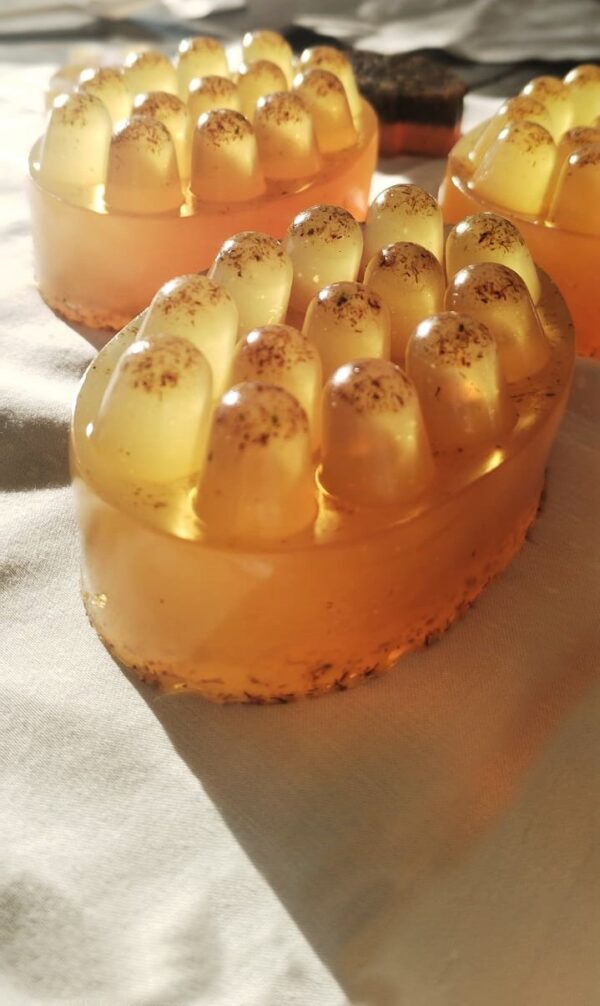 Jabón de Glicerina | Miel y Manzanilla | - Imagen 2